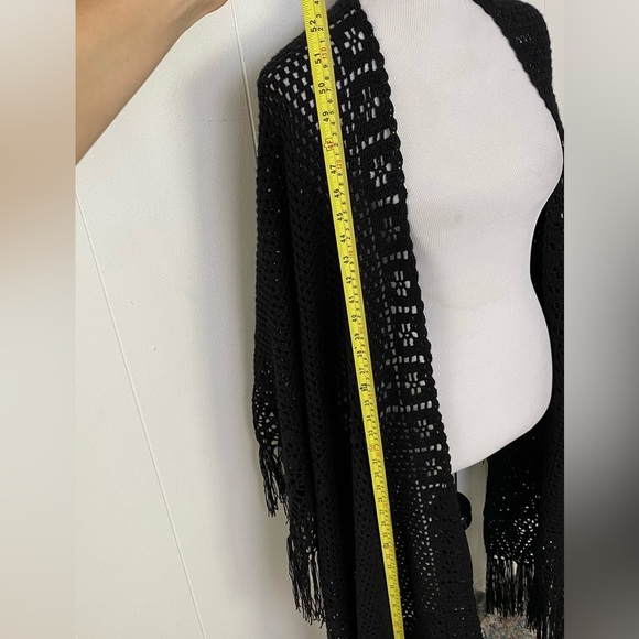 Handmade Shawl Black Crochet Wrap Fringe Chunky Boho Hippie Festival Cottagecore - Picture 9 of 10